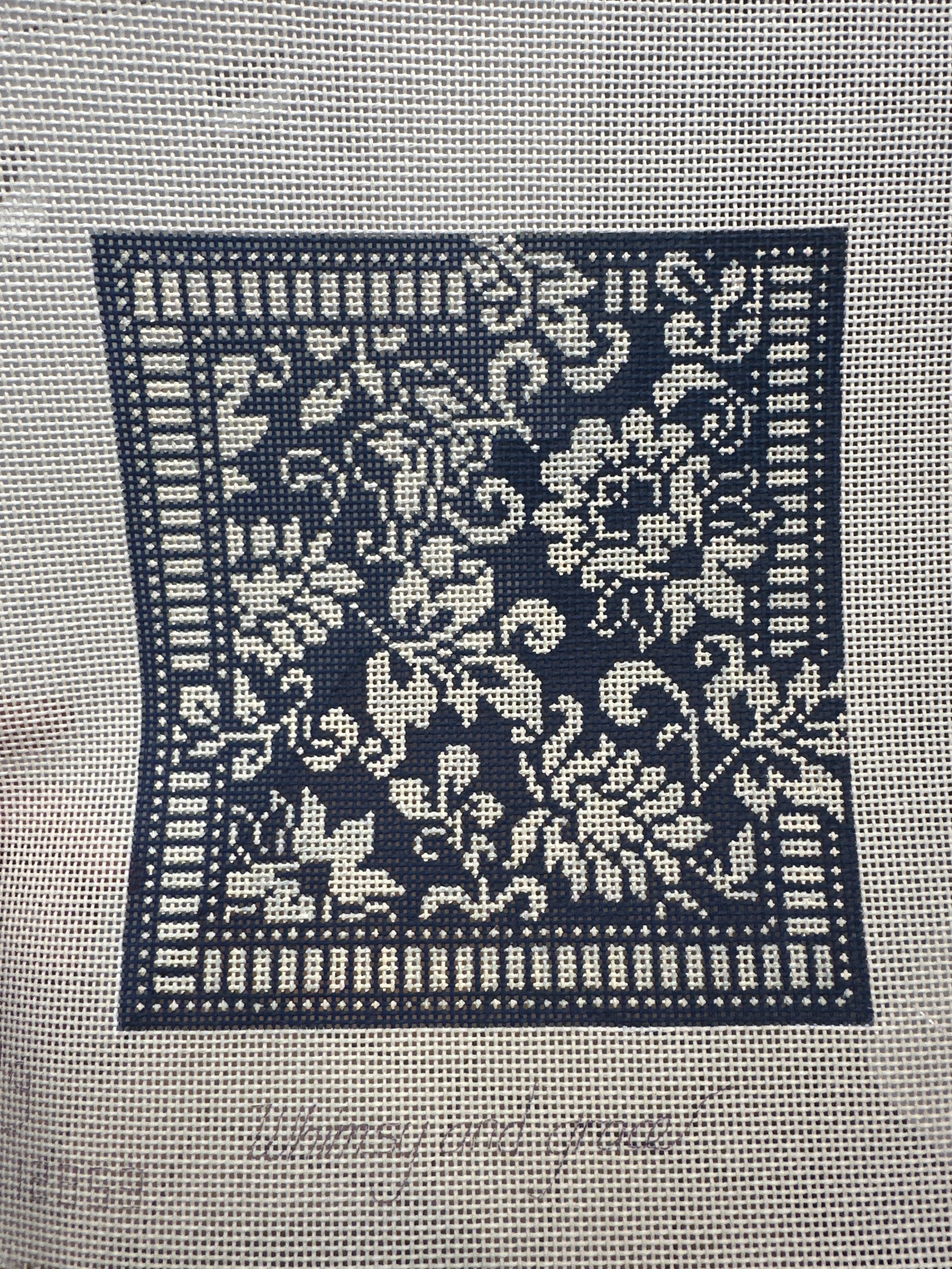 13 ct Navy Damask EGC