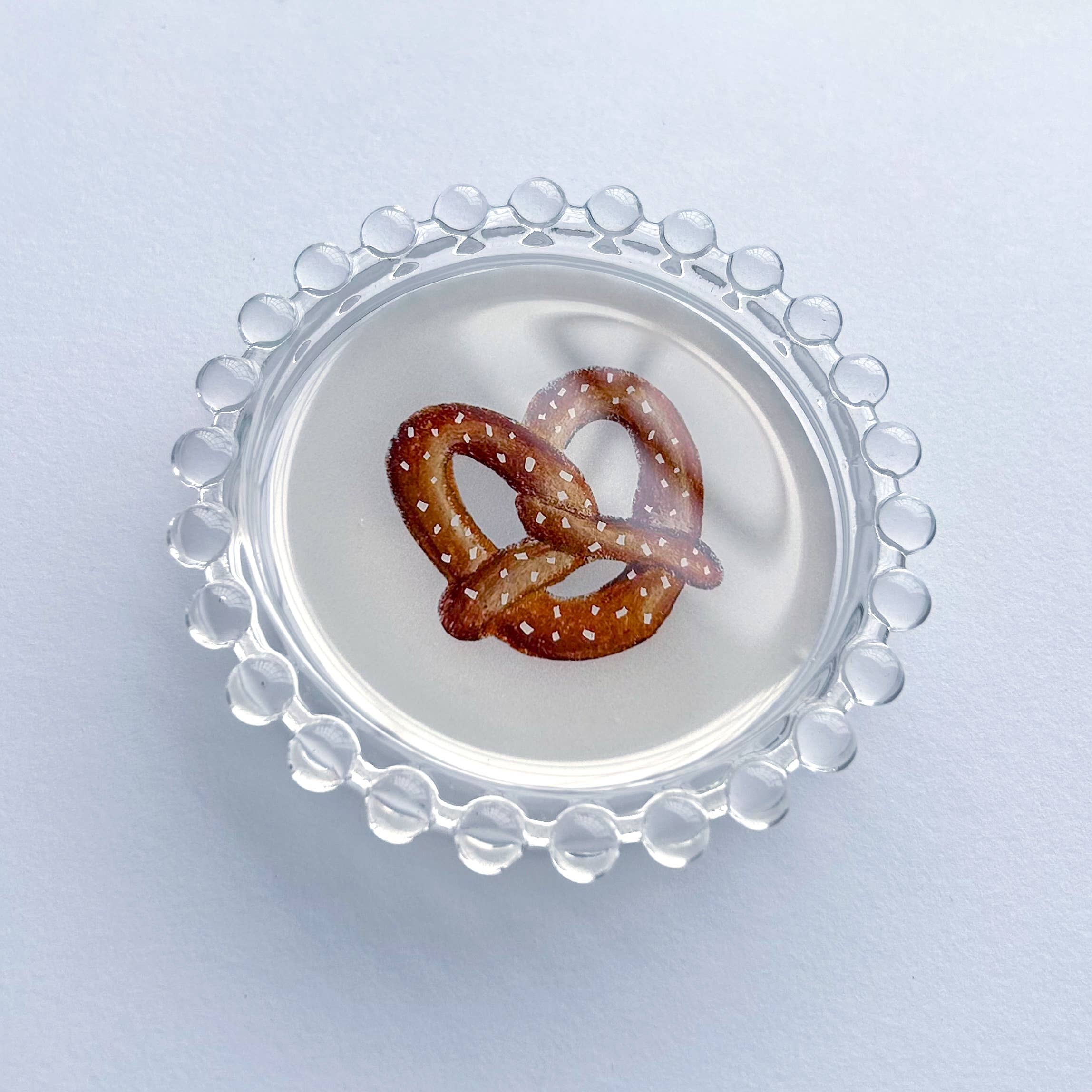 Pretzel Trinket Dish: Cream