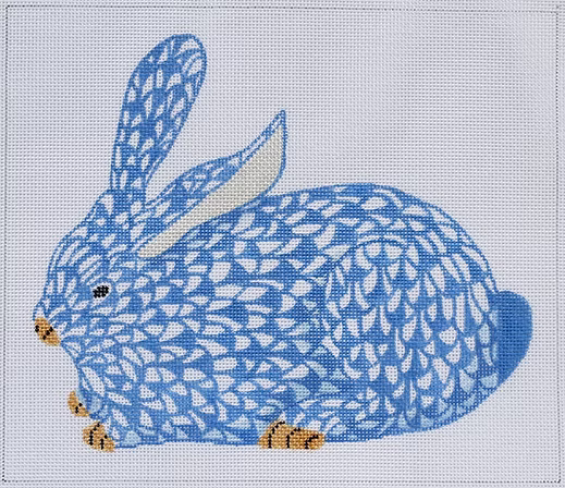 Herend-inspired Crouching Fishnet Bunny – blue w/ gold (facing right) SST-32R