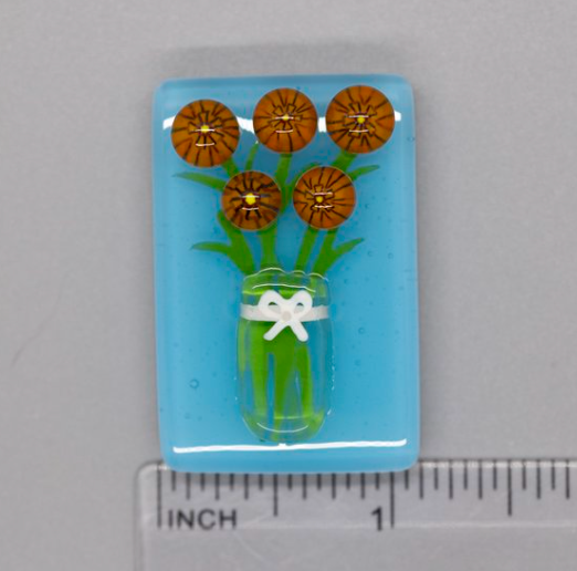 Beau Verre Art Fused Glass Magnet Vase With Flowers