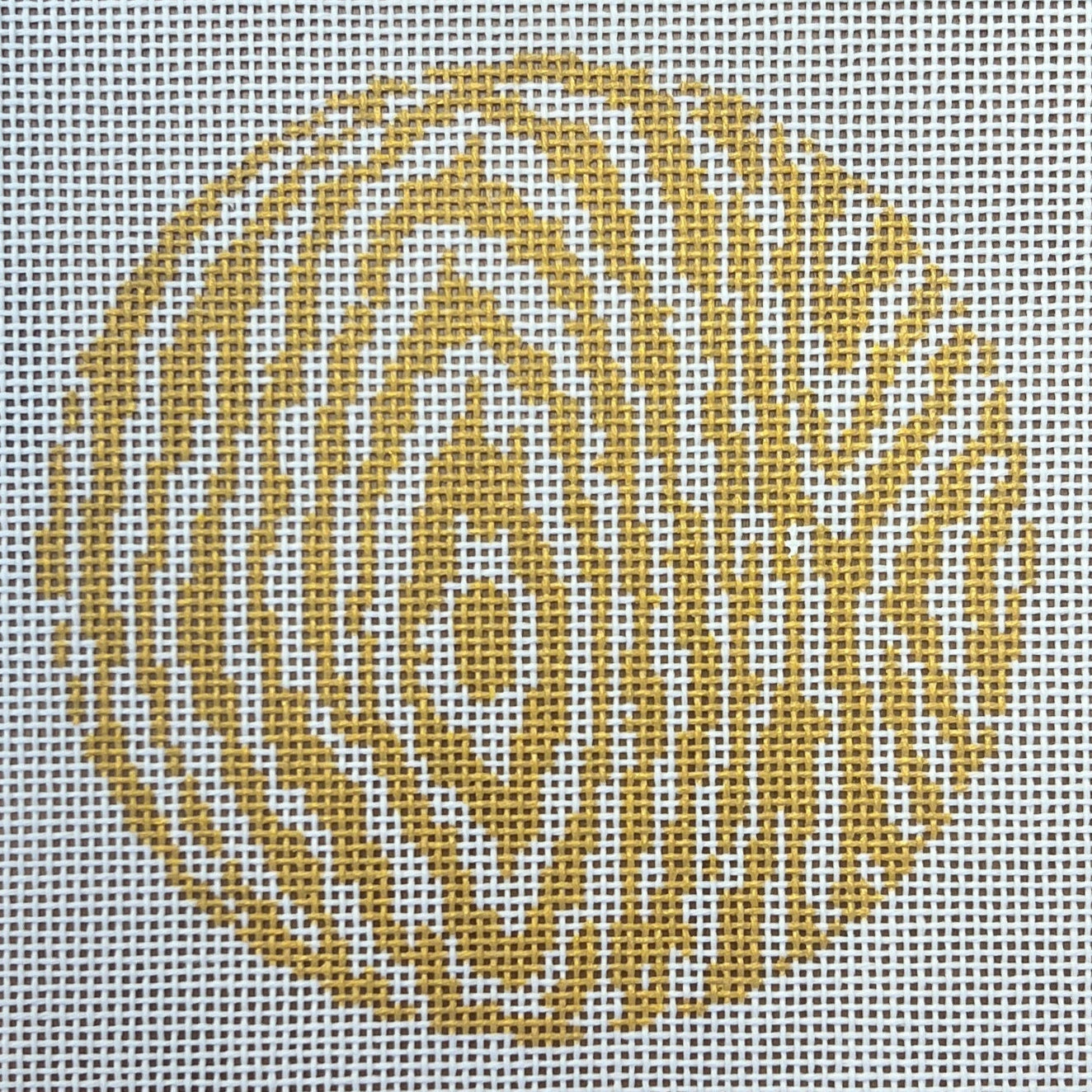 Faux Bois Round-Gold