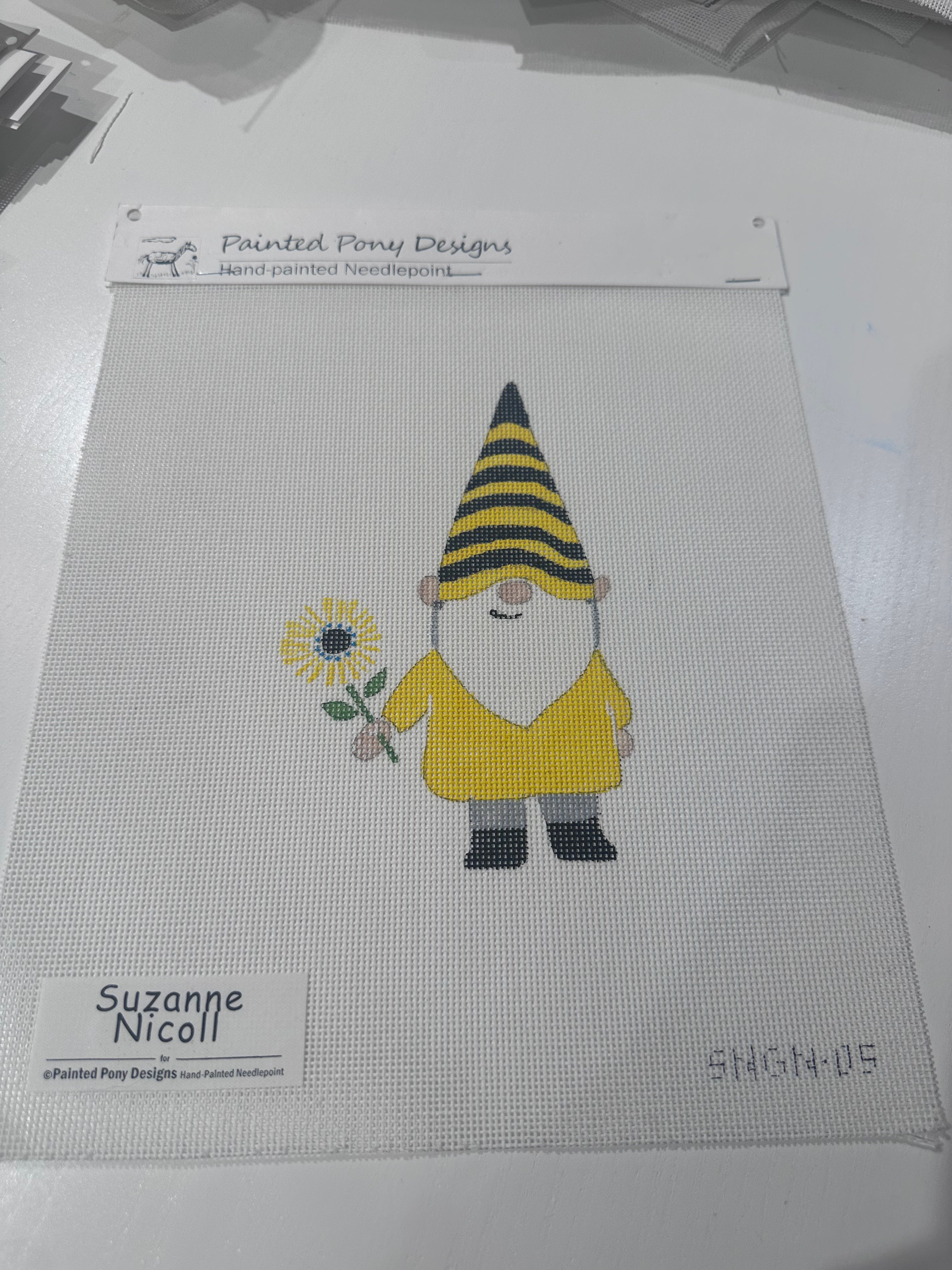 Gnome: Bee Bloomy