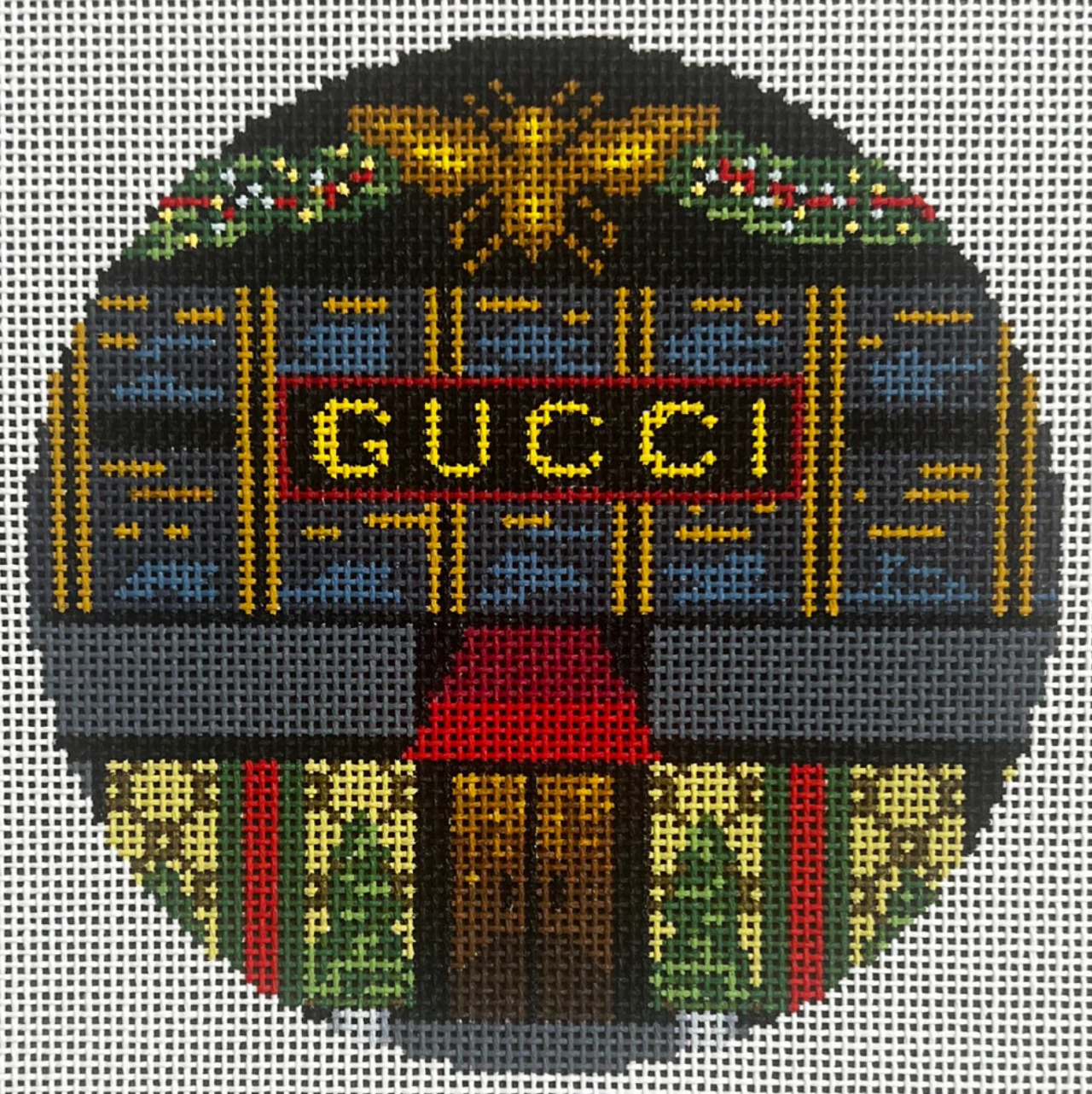 Gucci Storefront ROUND