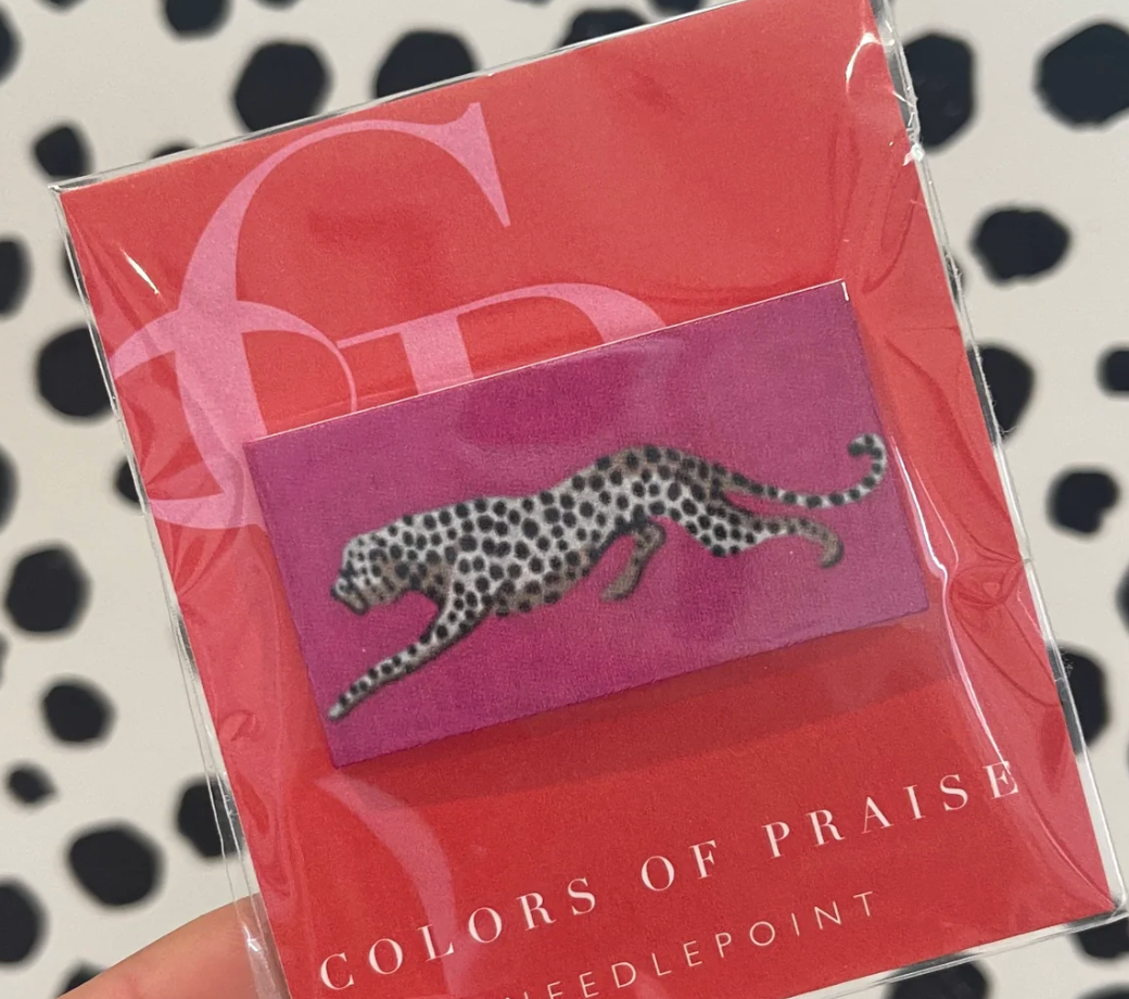 Cheetah On Pink Needleminder