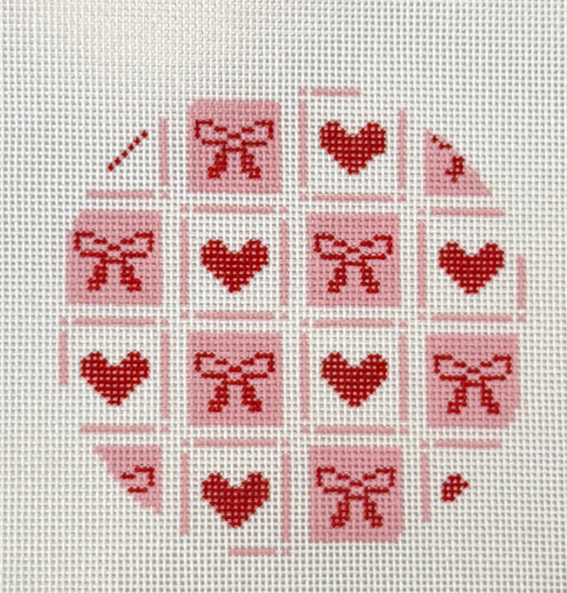 Bows and Hearts Round - 13 mesh