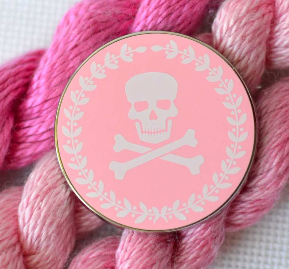 Pink Jolly Roger Skull & Crossbones Needle Minder