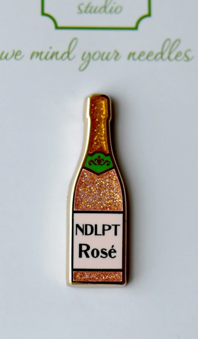 Petite NDLPT Rosé Needle Minder