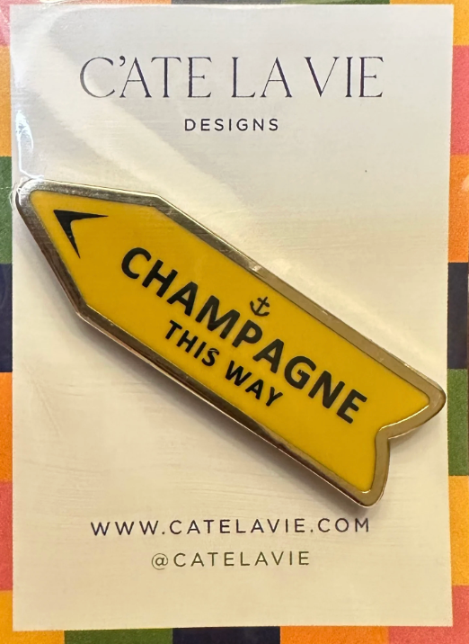 cate la vie Orange Champagne Arrow Needle Minder