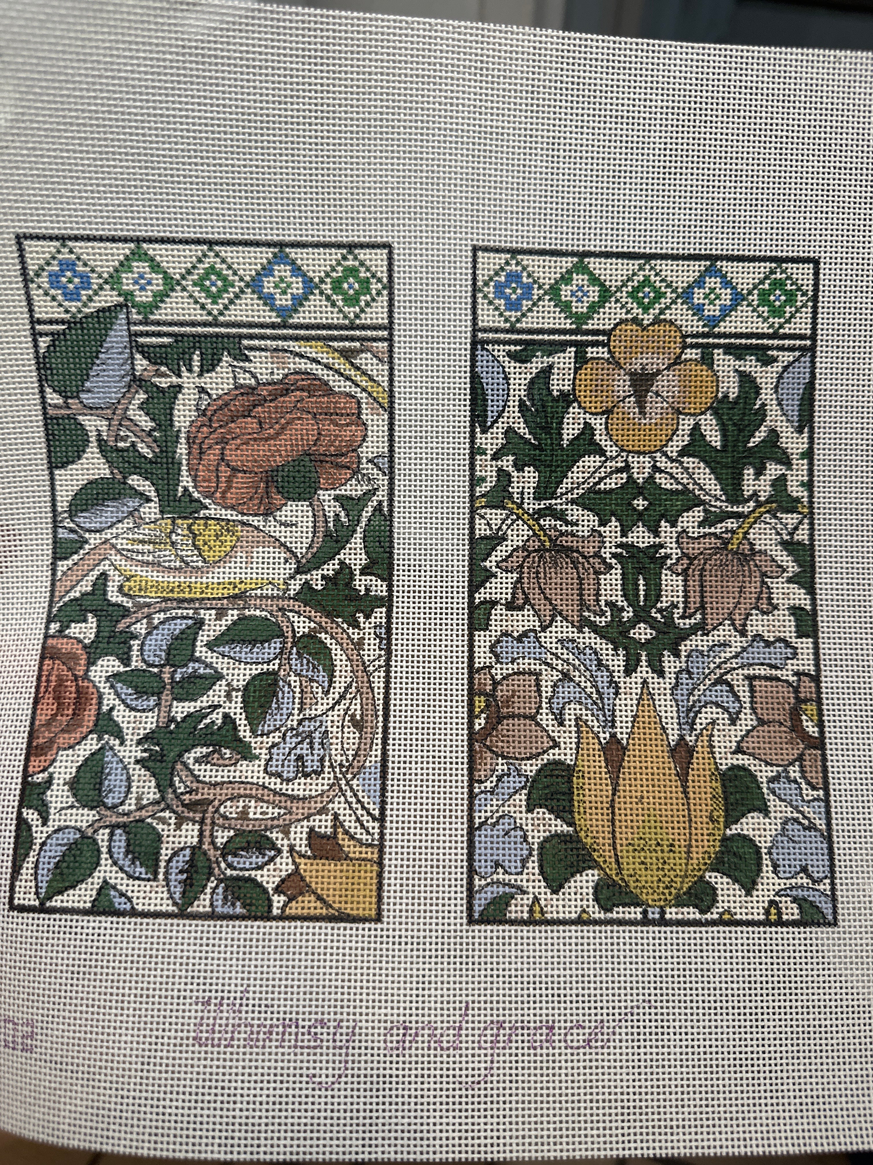 Front and Back Wm's Bird and Roses 18ct Eyeglass Case