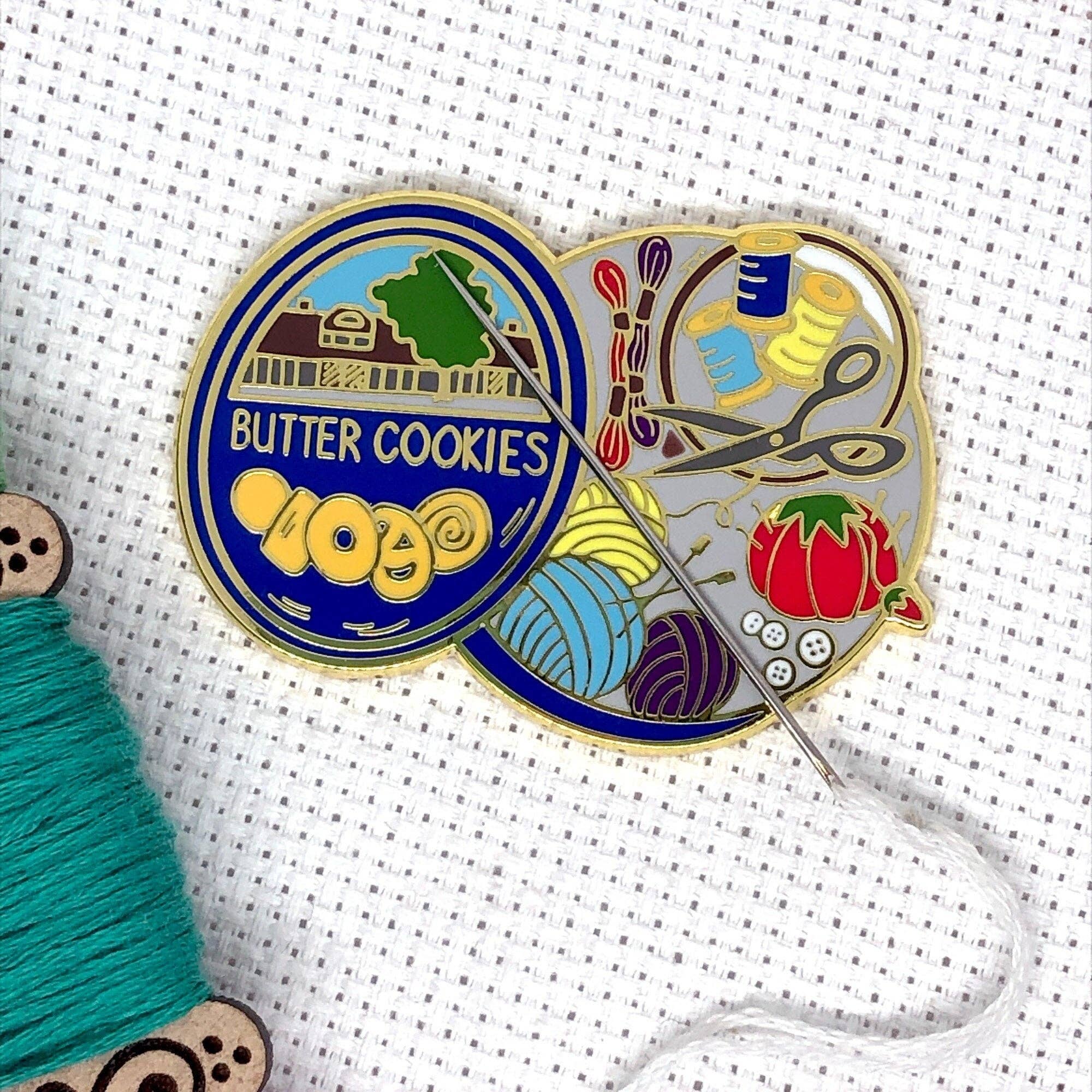 Cookie Tin Full of Sewing Notions Enamel Needle Minder