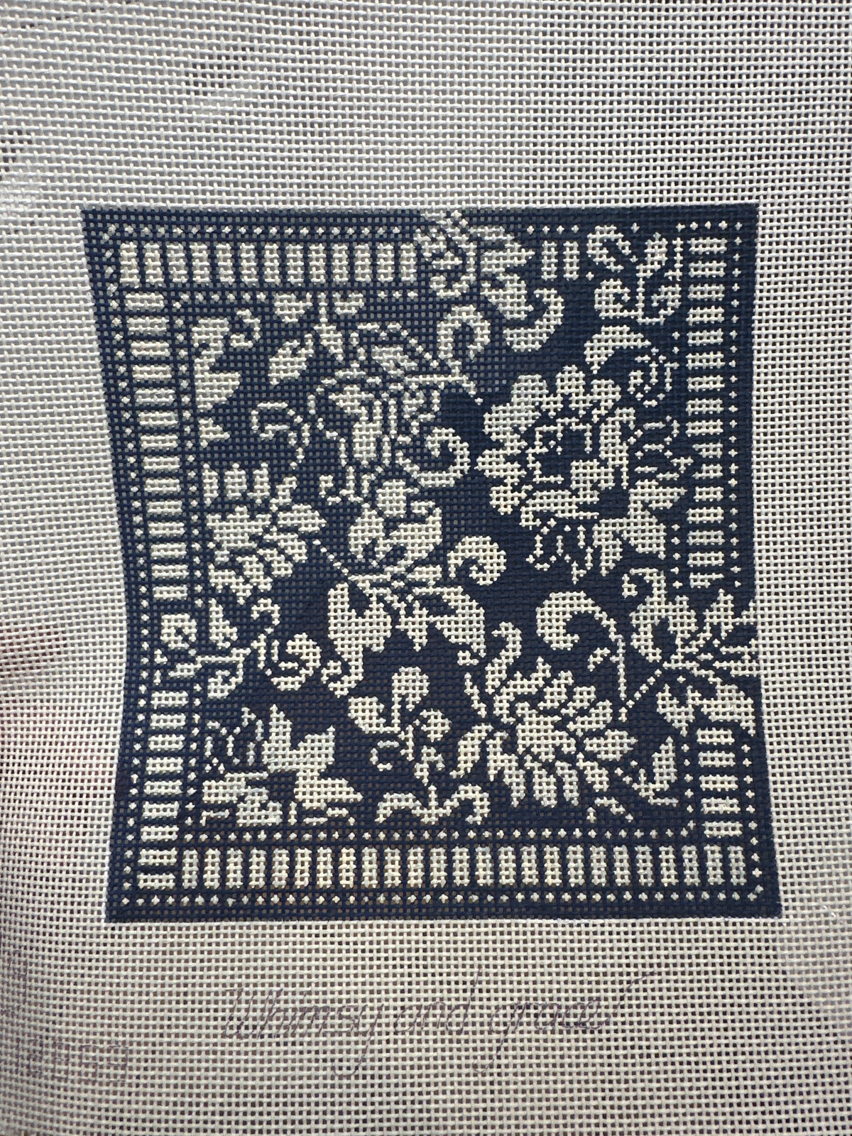 13 ct Navy Damask EGC