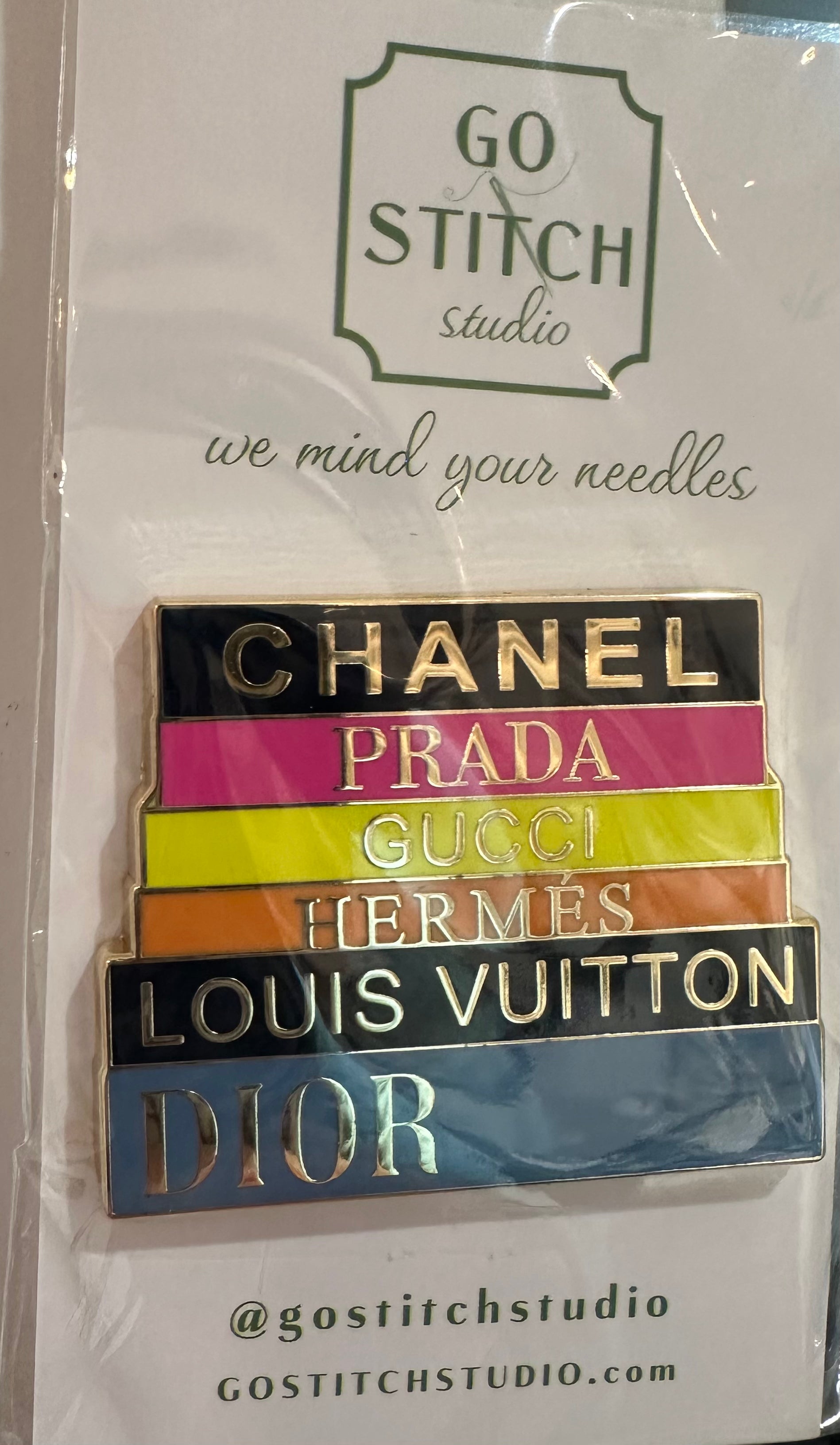 Designer Books Needle Minder