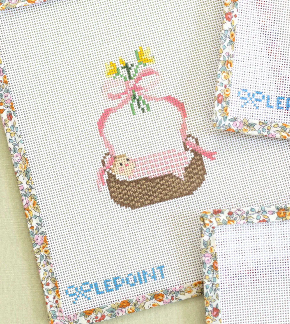 le point studio Baby Bassinet Pink needlepoint canvas
