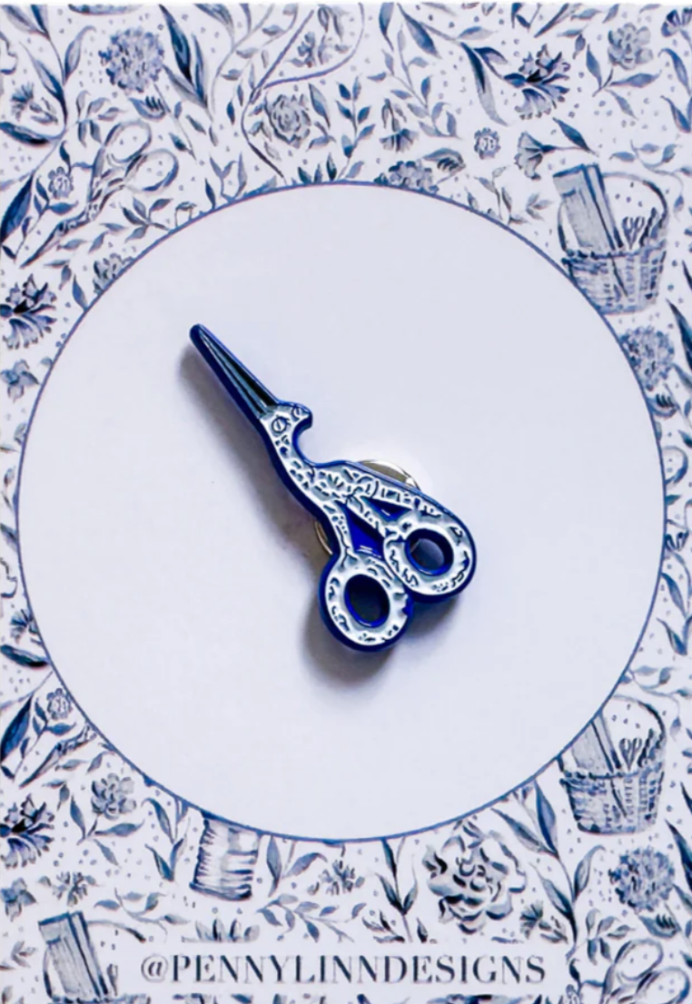 penny linn Blue Crane Stork Scissors Needleminder