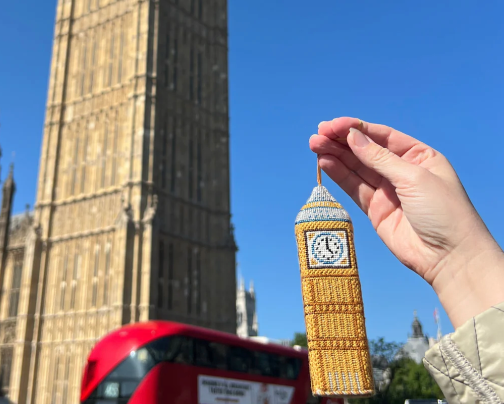 stitch style 3D Big Ben Canvas needlepoint 